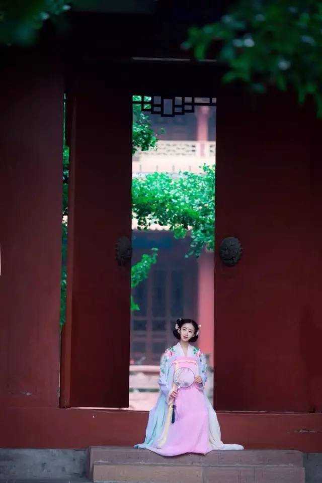 汉服，背后的意义，其实没那么简单！