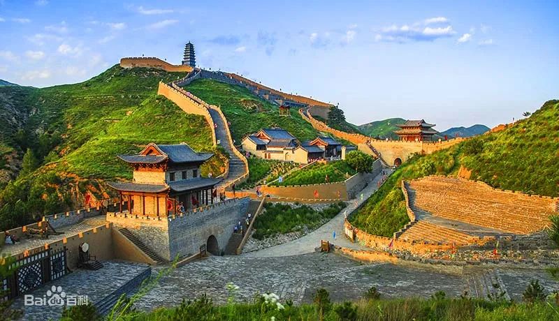 穿汉服免费入园:2022国庆期间多地景点开展穿汉服免费入园活动