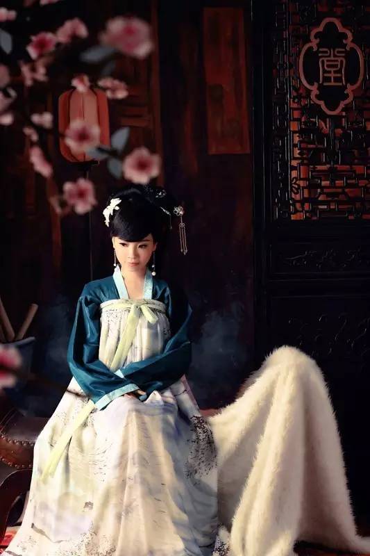 汉服，背后的意义，其实没那么简单！