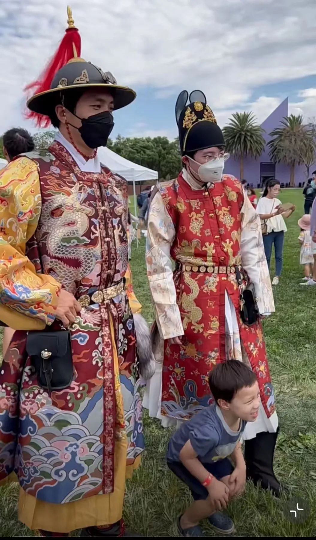 天涯共此时！海内外各地中秋汉服活动盘点！沉浸式体验中国传统文化盛宴！