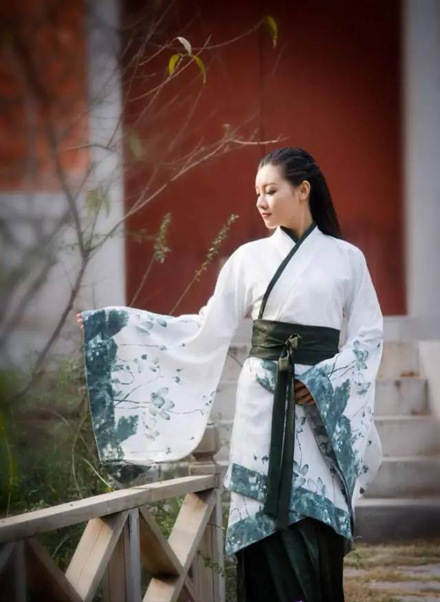 汉服，背后的意义，其实没那么简单！