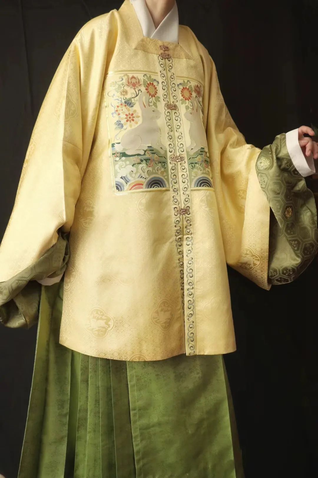 天涯共此时！海内外各地中秋汉服活动盘点！沉浸式体验中国传统文化盛宴！