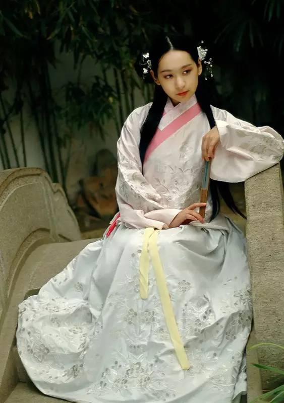 汉服，背后的意义，其实没那么简单！