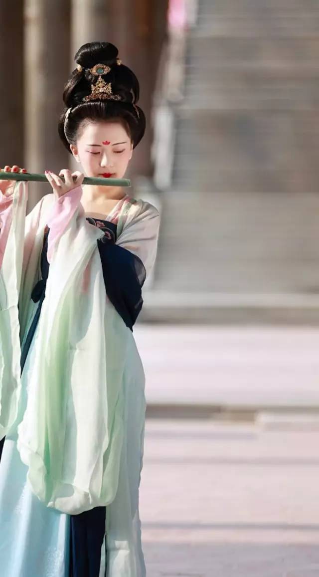 汉服，背后的意义，其实没那么简单！