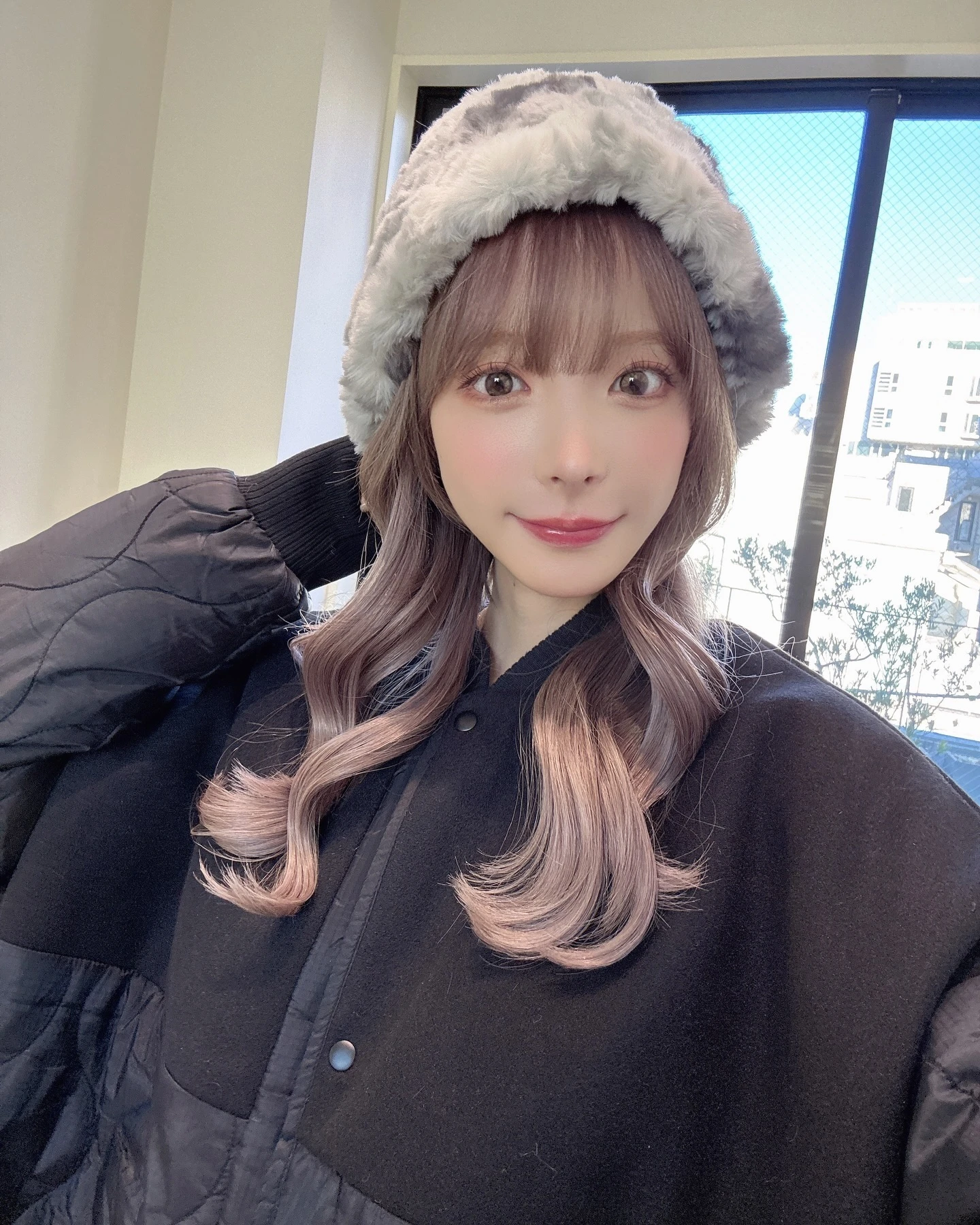 可爱无极限！桃乃木香奈 惊喜曝光「长发模样」，令粉丝大赞：好像是洋娃娃