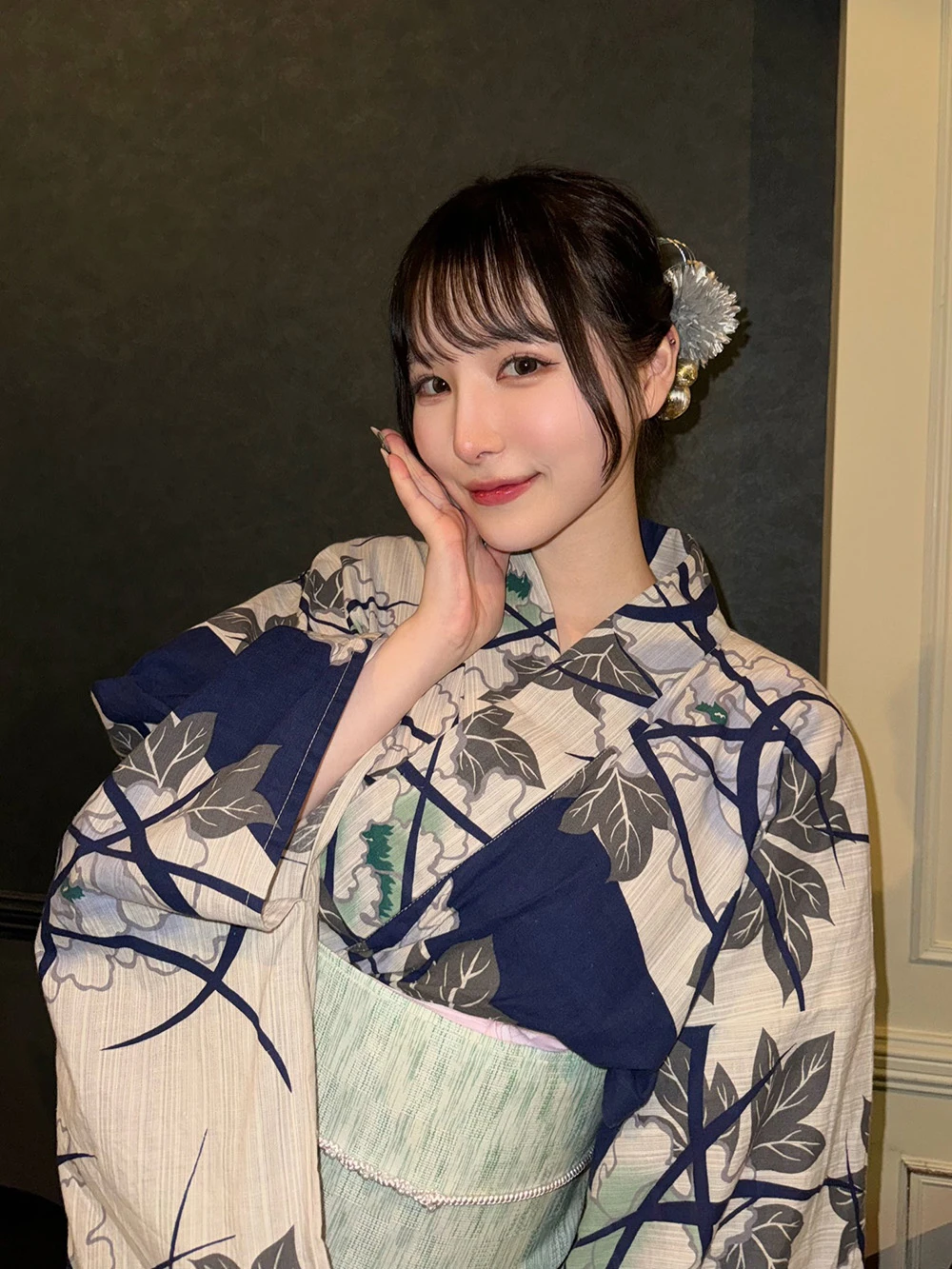 粉丝大赞：超级会唱！人气女优 香水纯 不仅大秀惊艳歌喉，更将携手 石川澪 举行演唱会活动