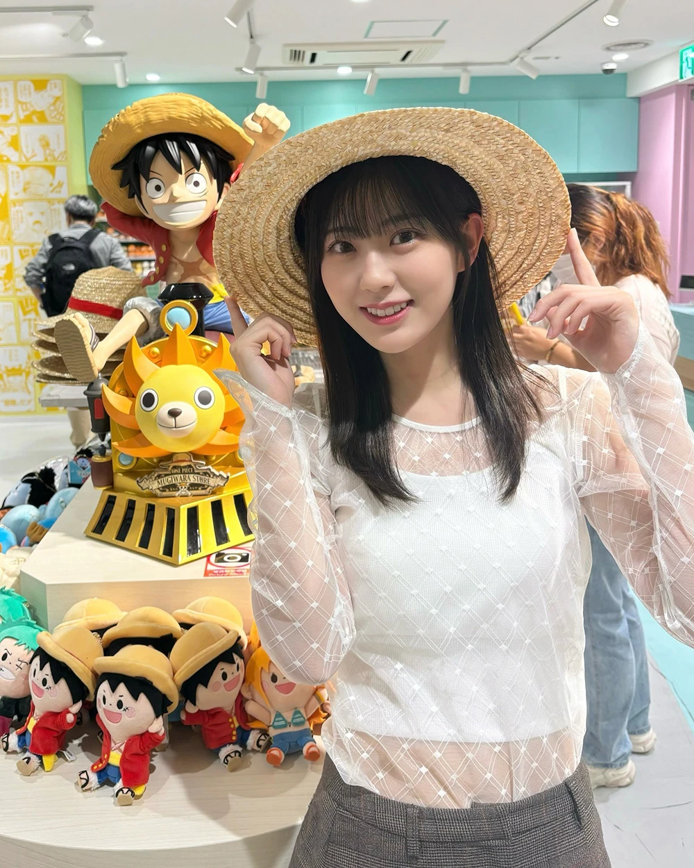 日本星巴克店员「久木田帆乃夏」引发轰动，神级美颜让人跌入恋爱漩涡！