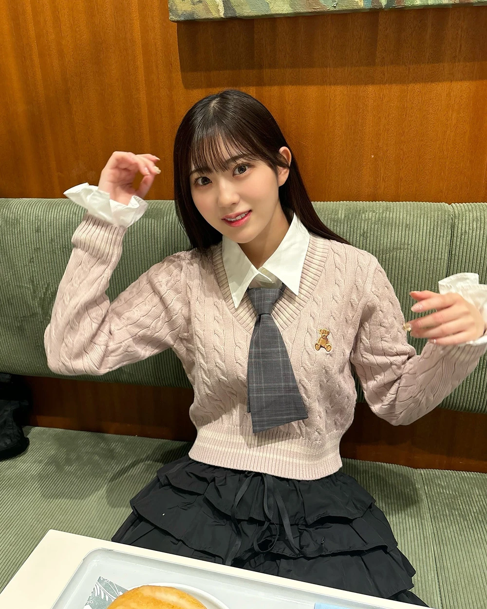 日本星巴克店员「久木田帆乃夏」引发轰动，神级美颜让人跌入恋爱漩涡！