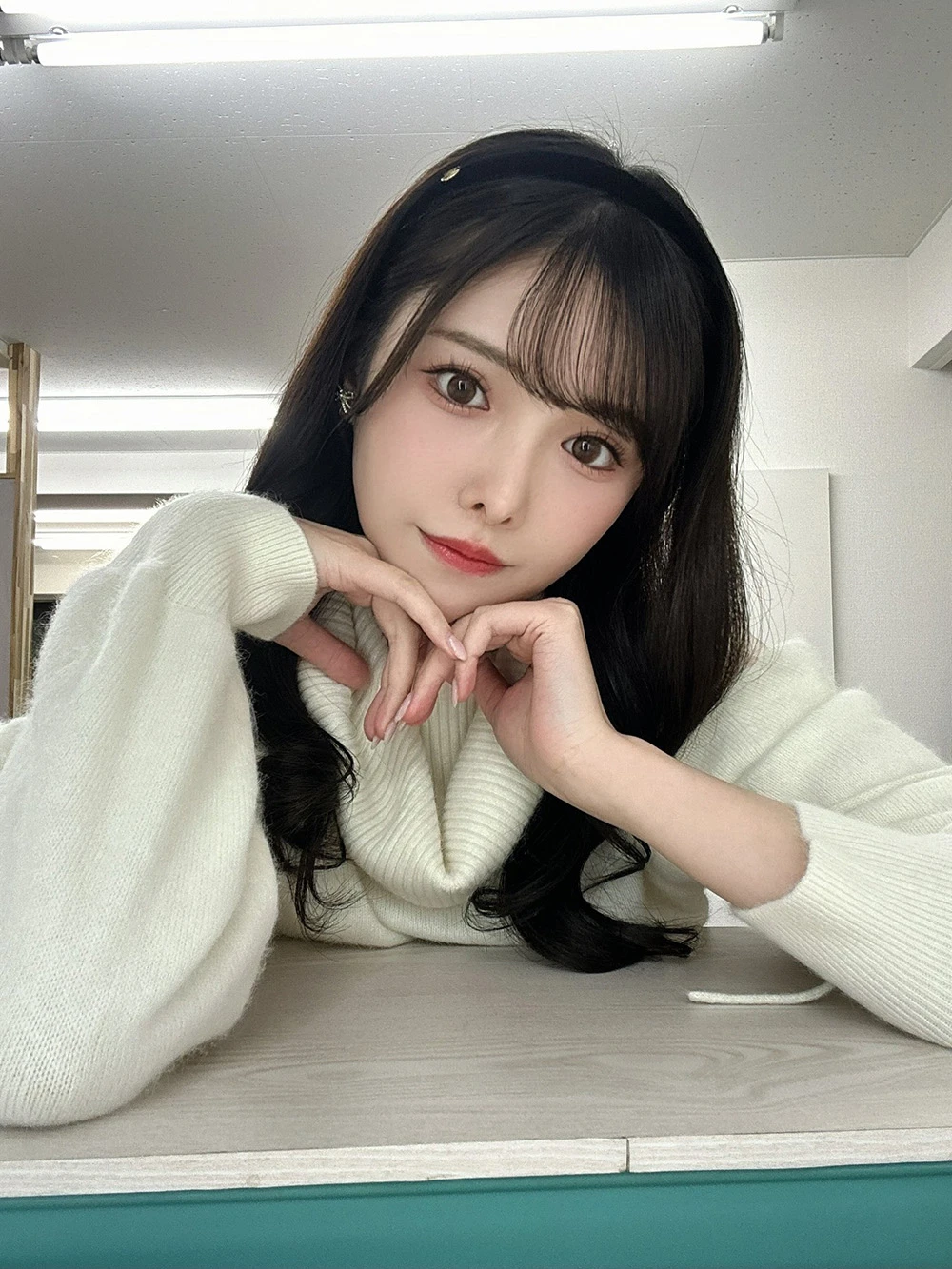 2024 年末震撼弹！顶流女优 新有菜 重磅官宣 “引退决定”，直言：想以最美丽的姿态离开舞台