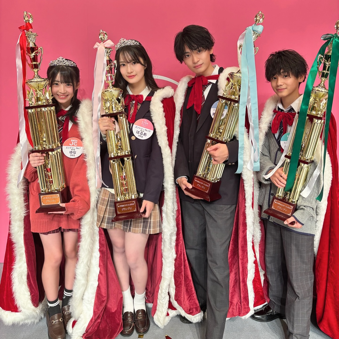 2024年日本最可爱女高中生《はるあ》气质满分！击败4.2万人夺选美冠军！