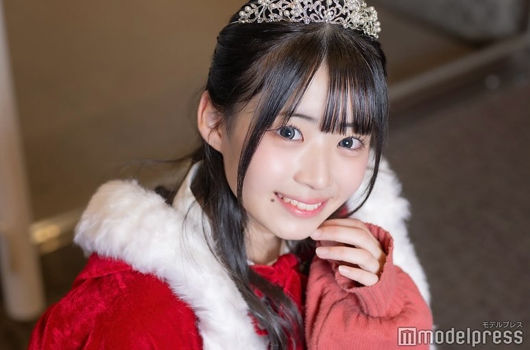 2024年日本最可爱女高中生《はるあ》气质满分！击败4.2万人夺选美冠军！