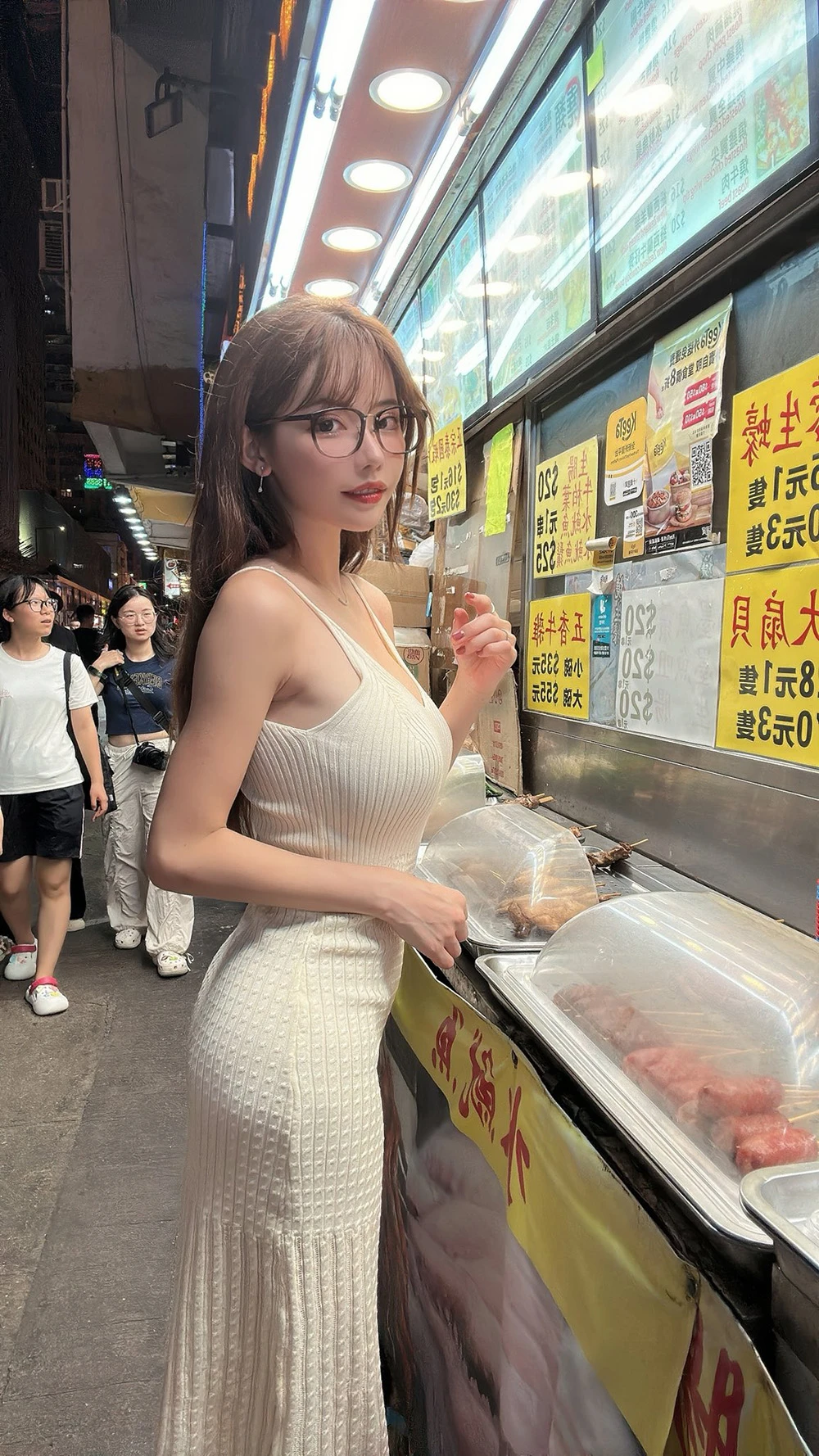 ih65iz 深田咏美爆欠税风波后名声大跌!传连 YouTube 都做不下去 连拍 AV 都有危机