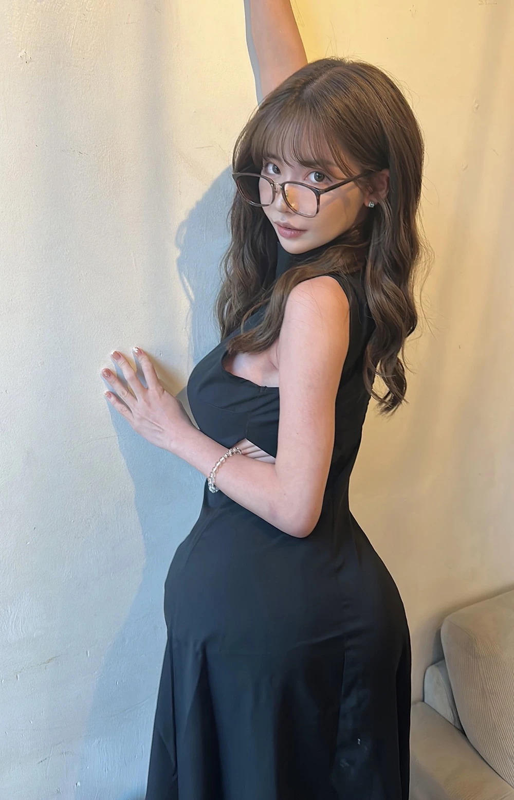 深田咏美爆欠税风波后名声大跌！传连 YouTube 都做不下去　连拍 AV 都有危机