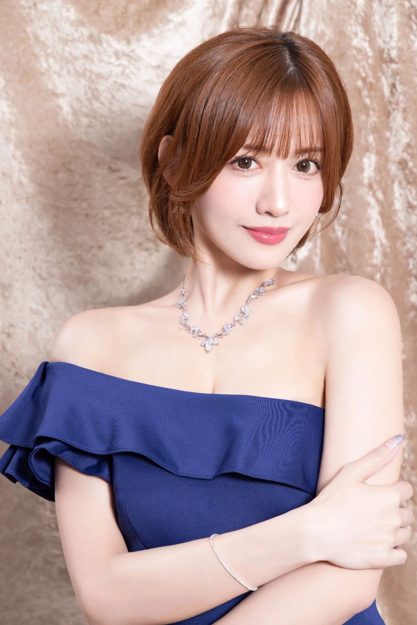 希岛爱理出道 12 年宣布引退，郑重坦言：「总会冒出已经尽力的想法！」