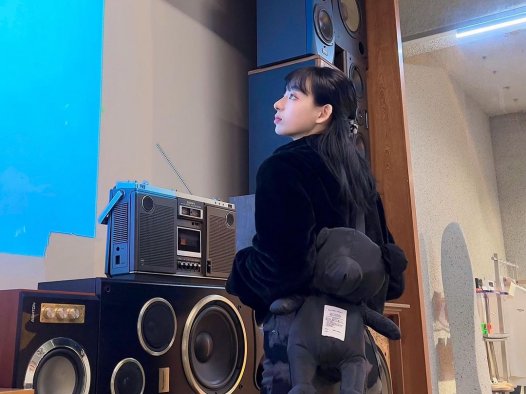 极品！22 岁韩国啦啦队女神河智苑「神级蜜大腿」超顶，网友大赞：看得口水都流出来了！